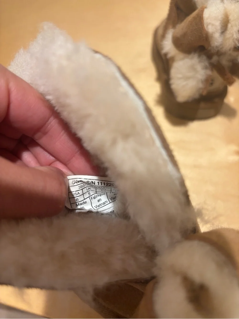 Ugg Boots Bailey chestnut‎ baby girl toddler size 6